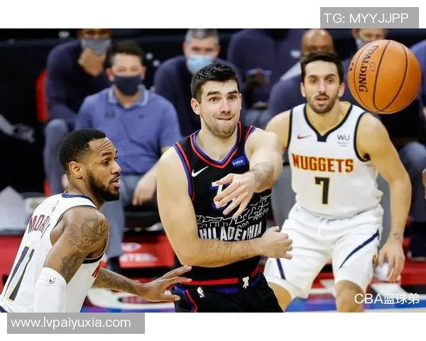 76人转会传闻引发关注球迷热议潜在交易目标与球队未来布局