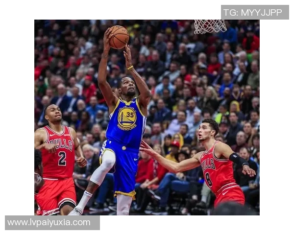 公牛主场大胜黄蜂，豪取四连胜，季后赛席位愈发稳固